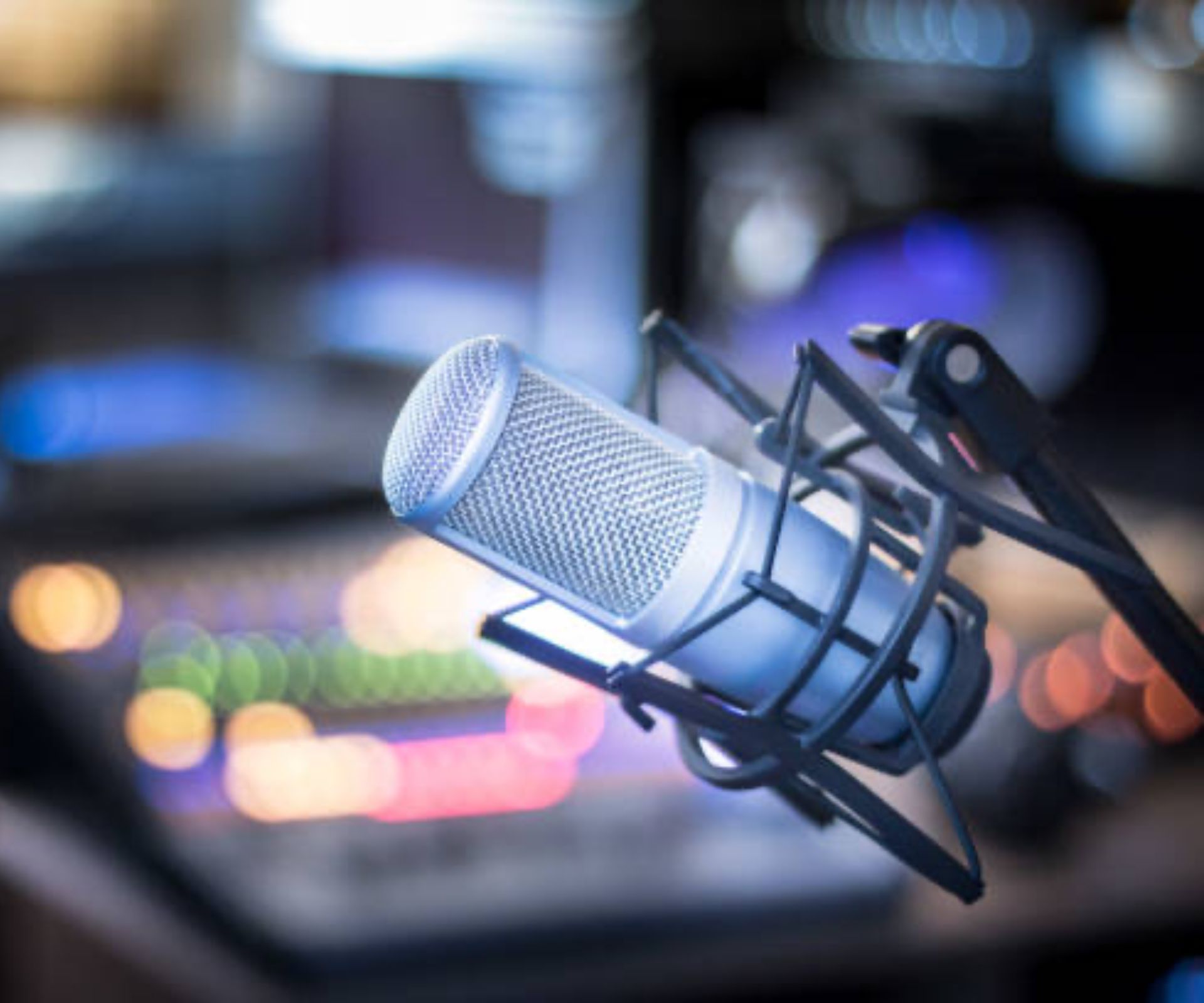 El respeto y el pluralismo son valores esenciales del periodismo