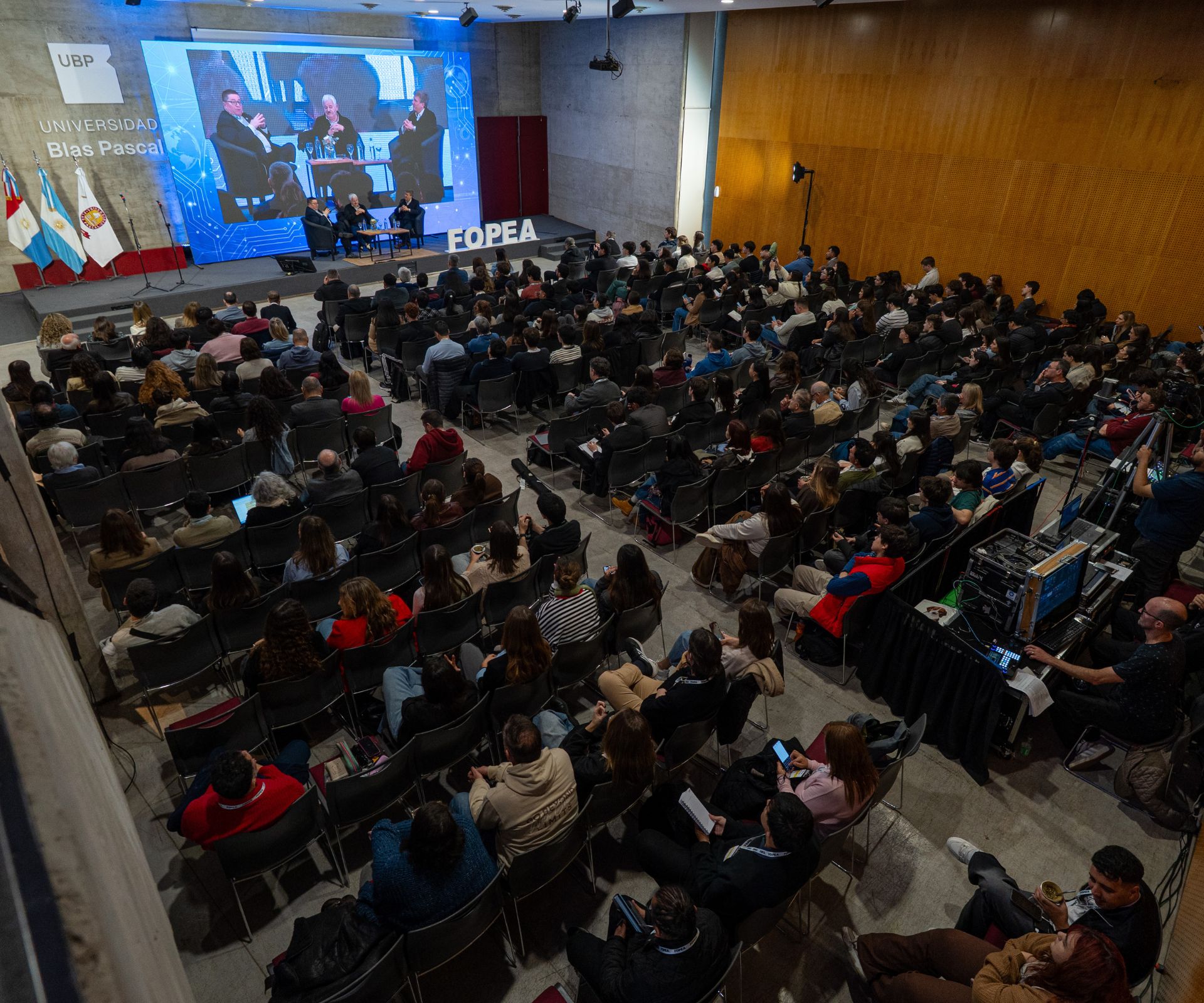 La resistencia del periodismo y el desafío de convivir con la IA, en el corazón del 15° Congreso de FOPEA